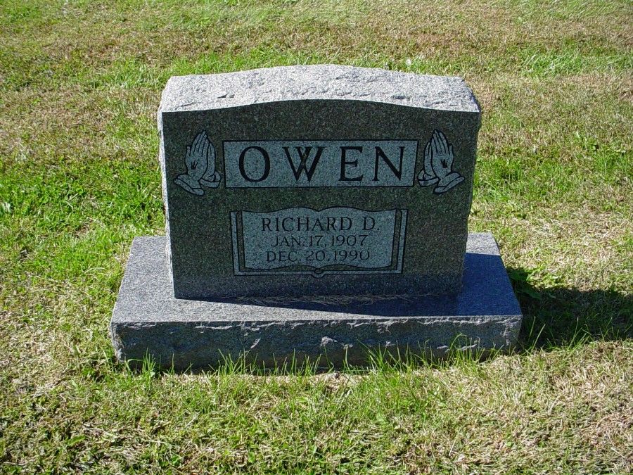  Richard D. Owen