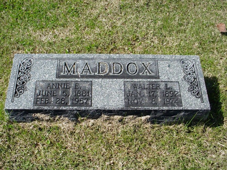  Walter L. Maddox & Anna E. Thomas