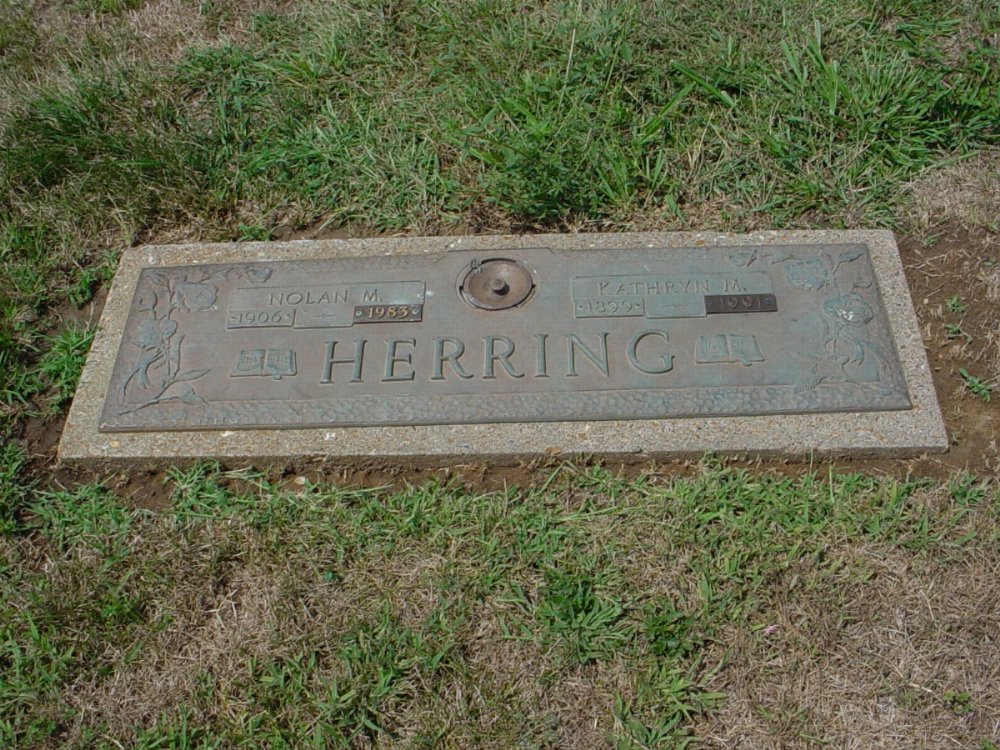  Nolan Herrring & Kathryn Van Reen