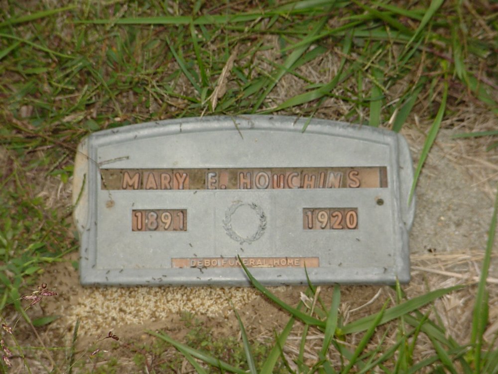  Mary E. Thompson Houchins