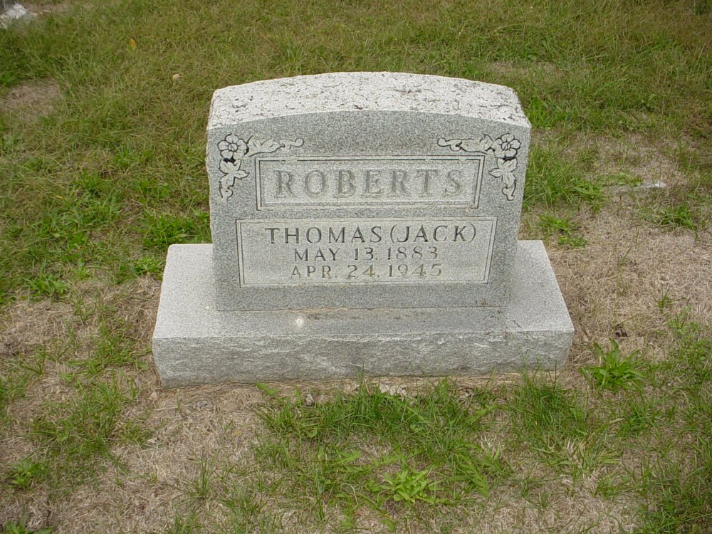  Thomas Jack Roberts