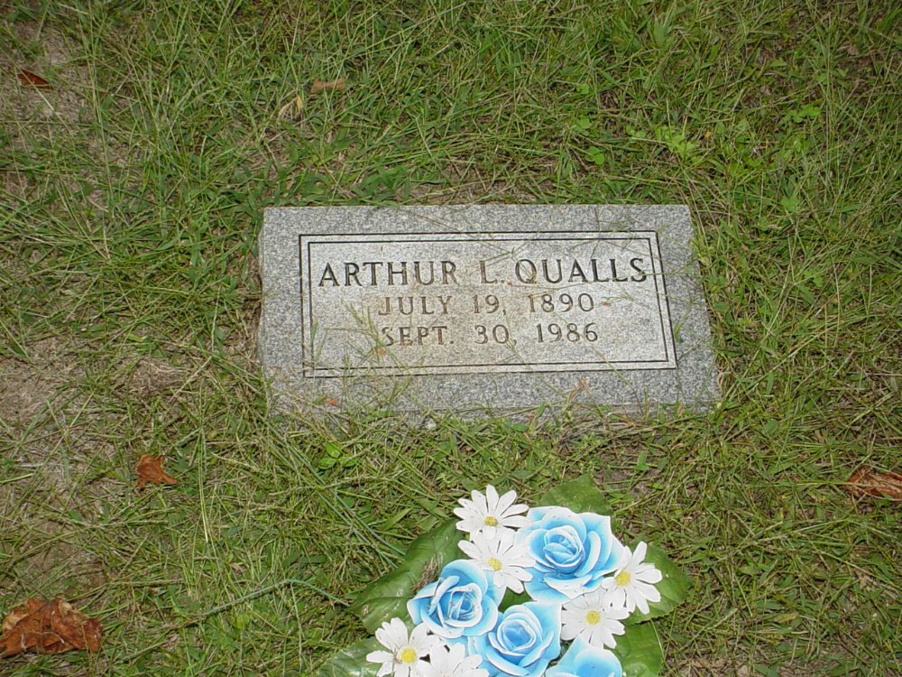  Arthur L. Qualls
