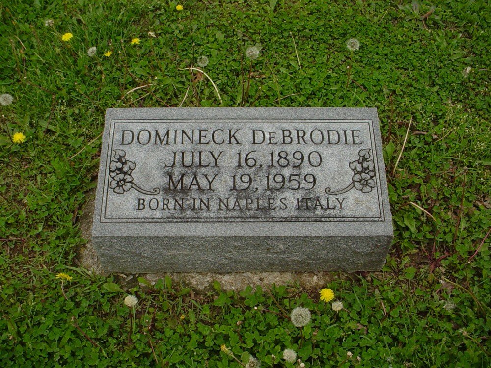  Domineck DeBrodie