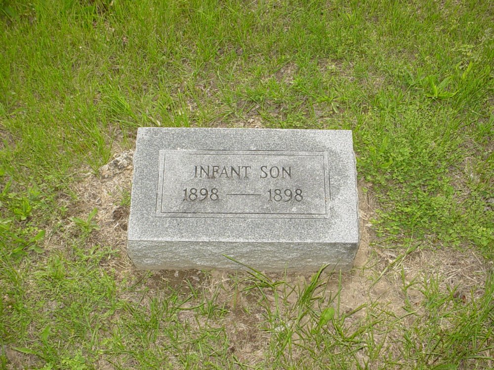  Infant Spotswood