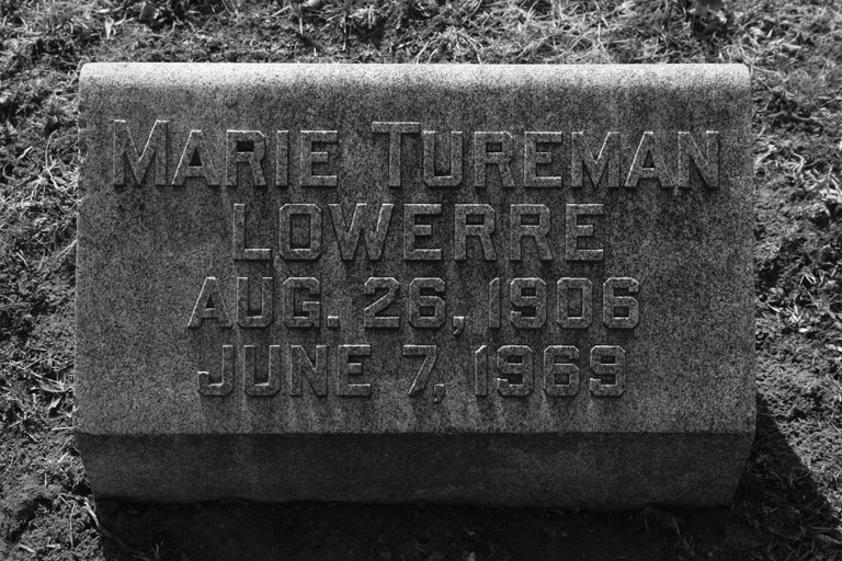 x Headstone - Lowerre, Marie Tureman