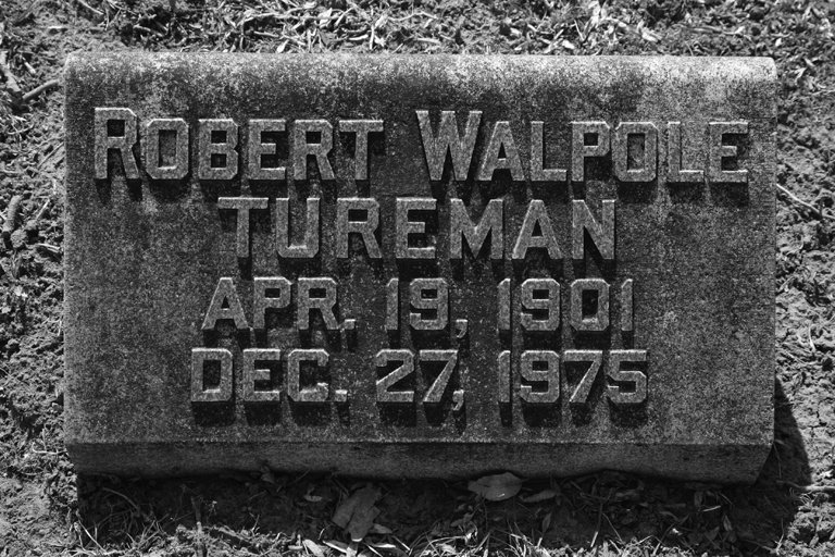 x Headstone - Tureman, Robert Walpole